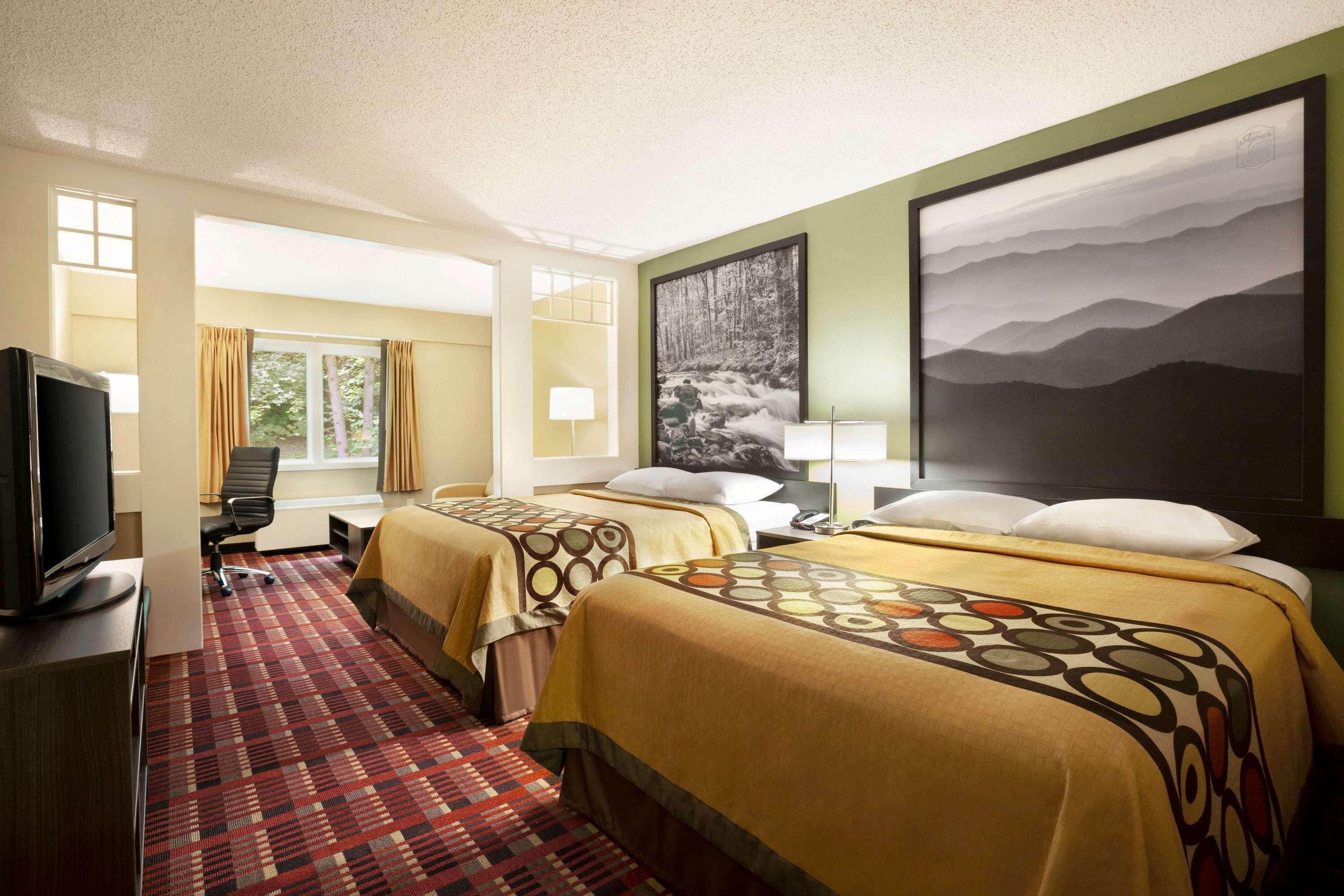 Super 8 By Wyndham Cherokee Exterior foto